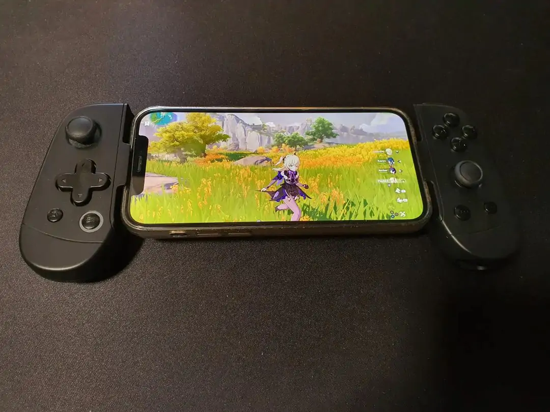 Controller leadjoy per Smartphone Recensione: Giocare su iPhone non è mai stato così comodo