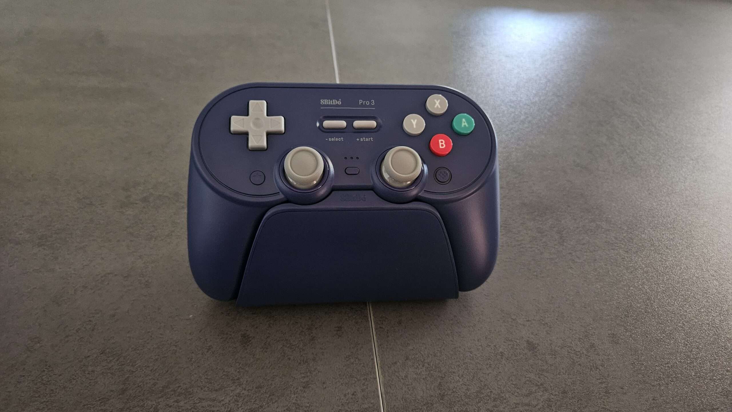 8BitDo Pro 3 Bluetooth Controller Recensione: